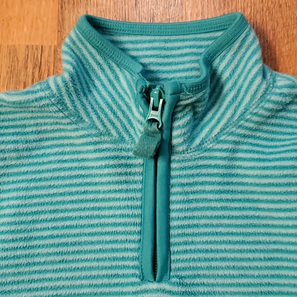 Old Navy aqua green